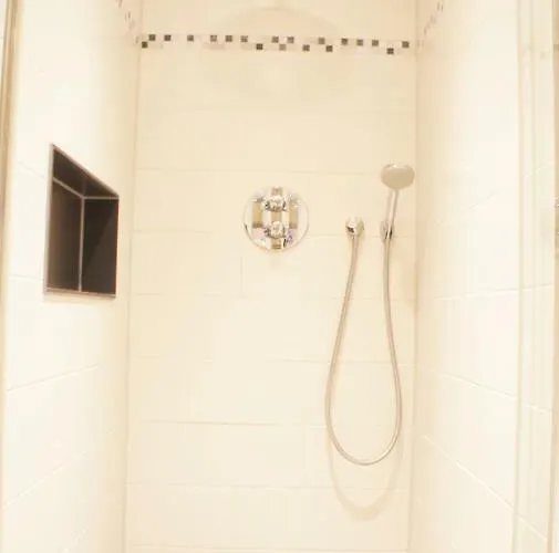 Einzelnwohnung Mit Eigenem Eingang